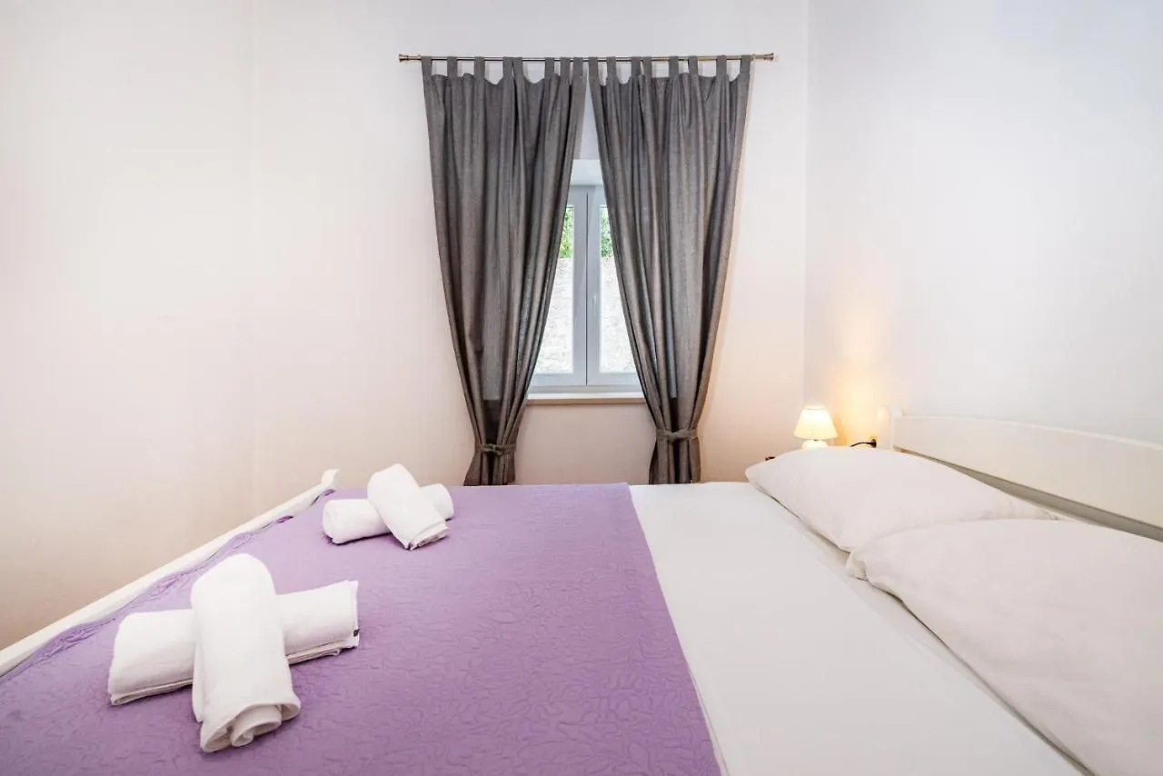 Apartment Eva Maslenica