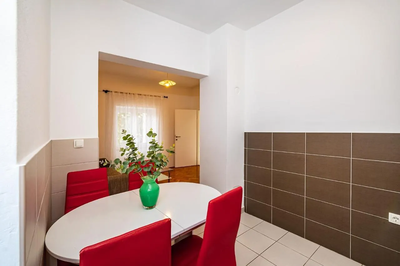 Apartment Eva Maslenica Croatia