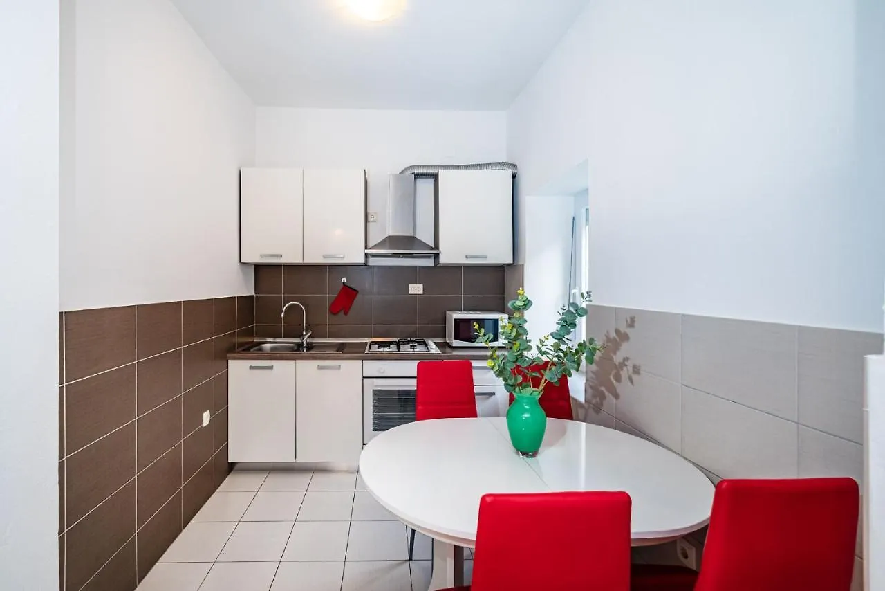 Apartment Eva Maslenica