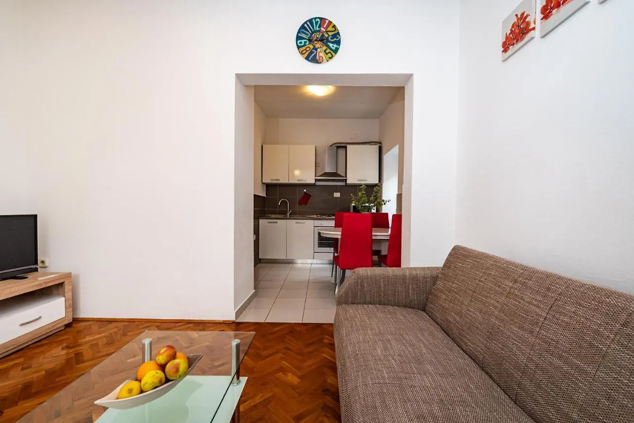 Apartment Eva Maslenica